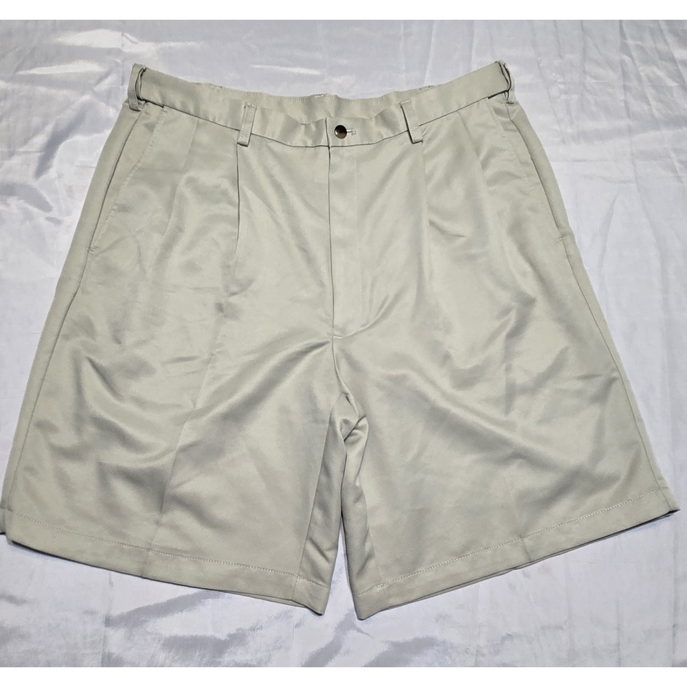 Haggar Mens Khaki Golf Dress Shorts Pleated‎ 38x10" Pockets Preppy